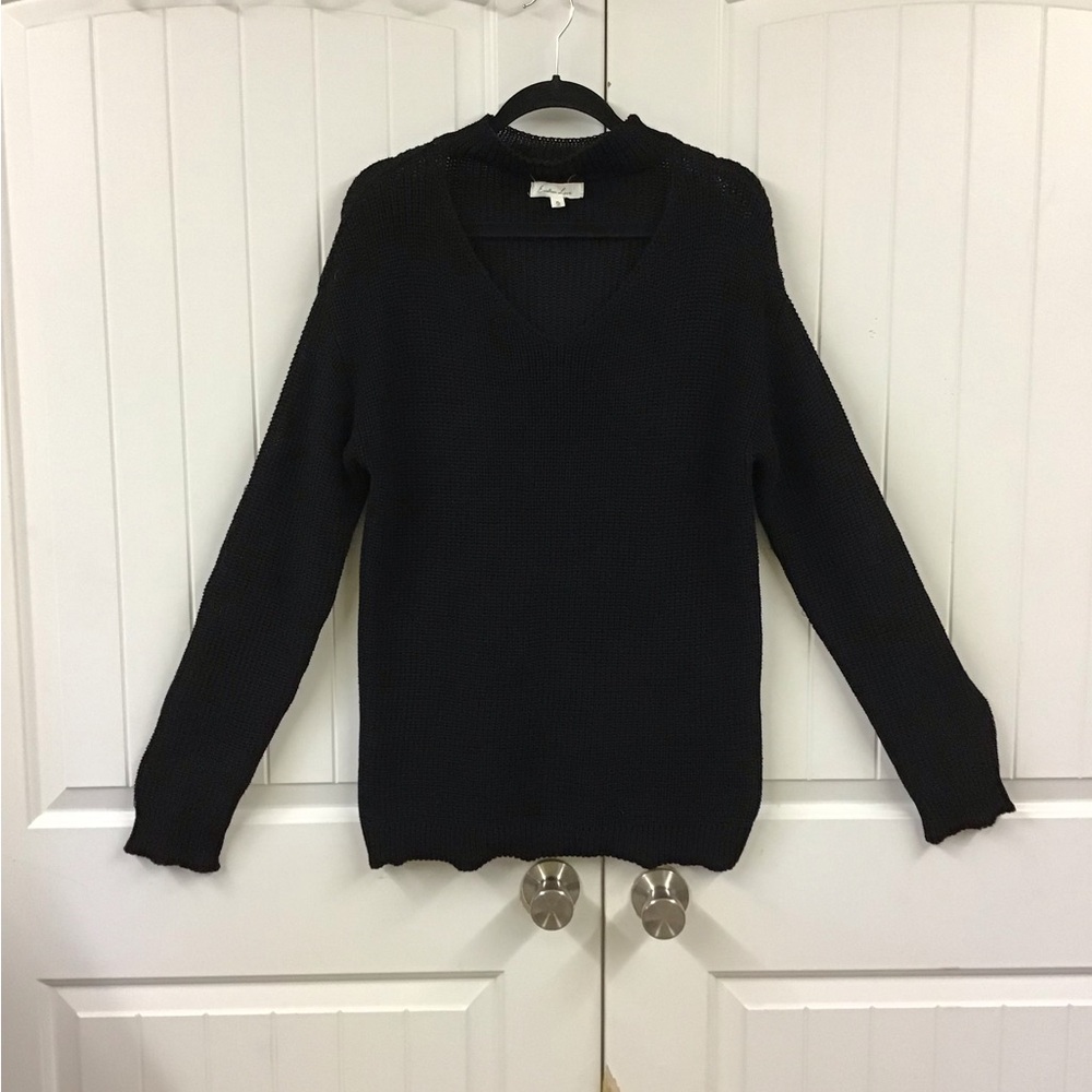 Endless Love Classic Black V-Neck Sweater size X-Large